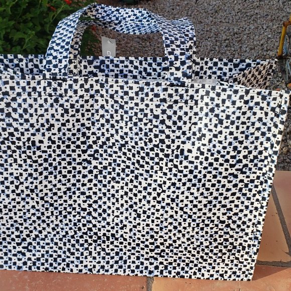 Chico's Reusable Shopping Tote Bags - Set of 2 - NWT - Picture 6 of 8